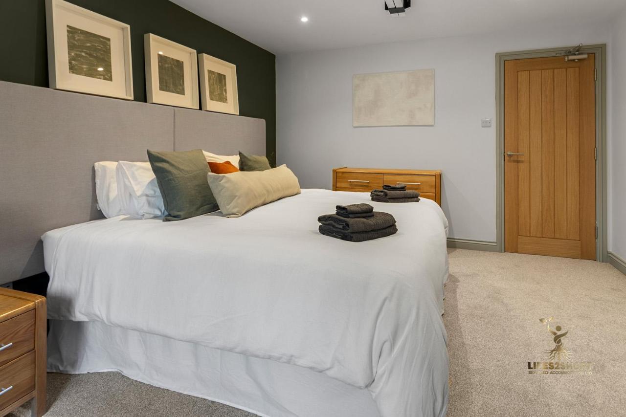 Luxe Courtyard Apartment For 4 Near Exeter City Centre Exteriér fotografie